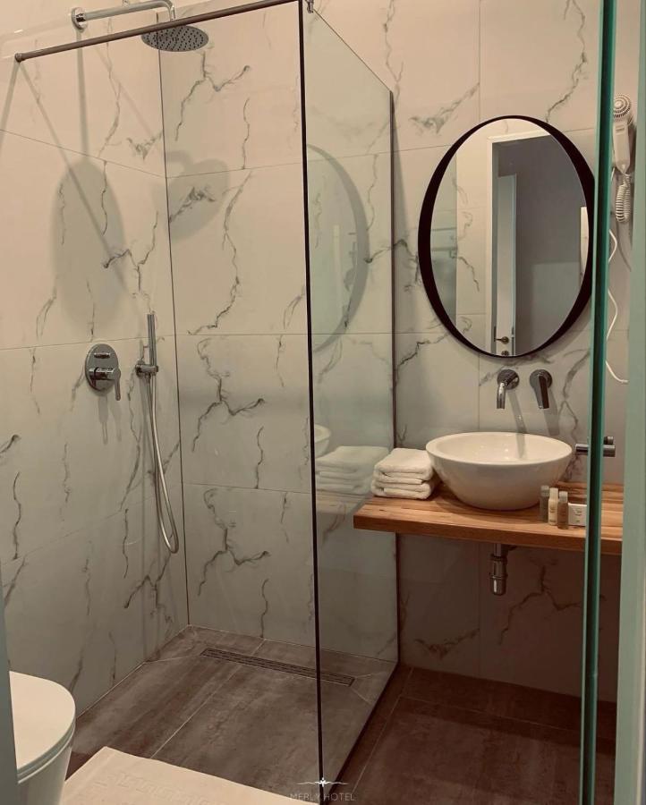 Merly Hotel Пермети Экстерьер фото