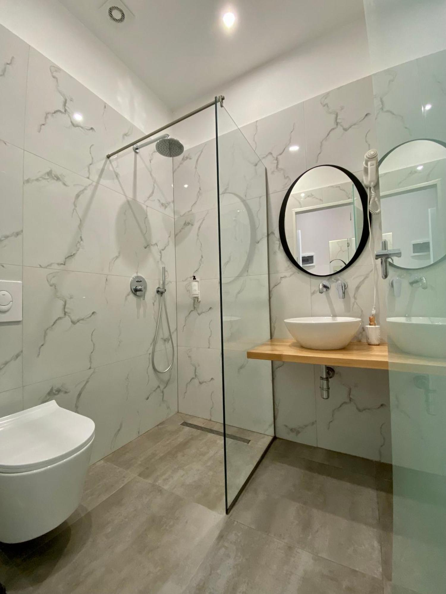 Merly Hotel Пермети Экстерьер фото
